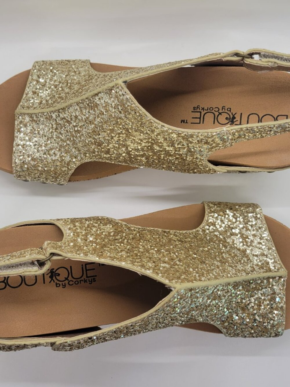 Corkys Carley Women 7 Gold Glitter Wedge Sandals Studded Platform Espadrille - Picture 6 of 14